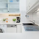 Апартаменты Strandhotel Schwalbennest 4*
