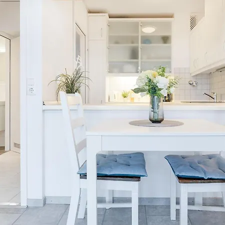 Strandhotel Schwalbennest Lägenhet *